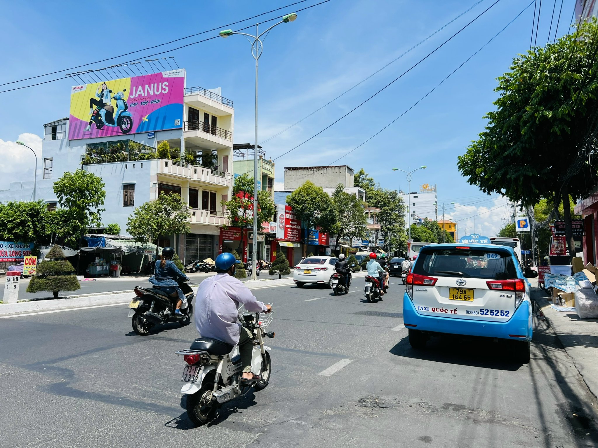 Bán lô đất vị trí kinh doanh mặt tiền 23/10 gần Mã Vòng, siêu thị Lotte