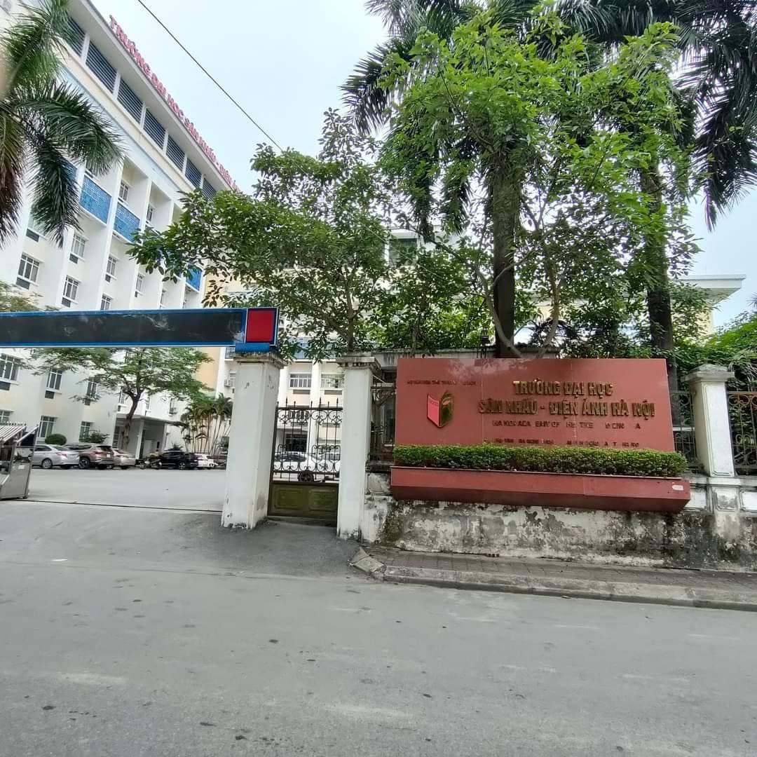 BÁN NHÀ MẶT PHỐ DOÃN KẾ THIỆN, MAI DỊCH, CẦU GIẤY. Ô TÔ TRÁNH, 2 MẶT THOÁNG, KINH DOANH SẦM UẤT NGÀY ĐÊM