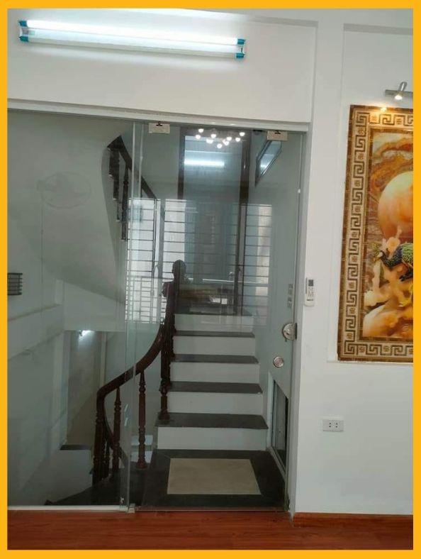 ĐẠI GIA Lào Cai ở Ô Chợ Dừa DT45m2 x 4 tầng, MT4.2m, Giá 3.9 tỷ.