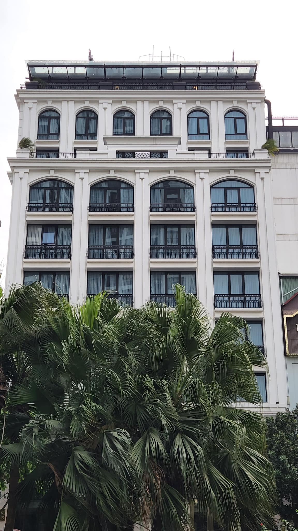 BÁN TOÀ VĂN PHÒNG MẶT PHỐ TRẦN ĐĂNG NINH - QUẬN CẦU GIẤY - DIỆN TÍCH 105M2 - 2 THOÁNG TRƯỚC SAU.