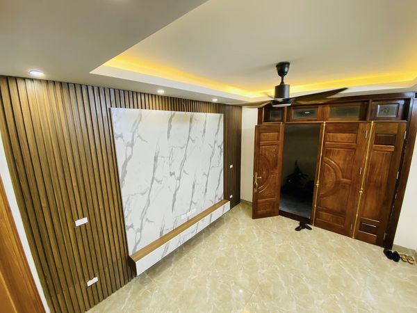 Nhà Đẹp Ngõ Thịnh Hào 3, DT:35M2- 5 Tầng- 5 Tỷ Đống Đa.