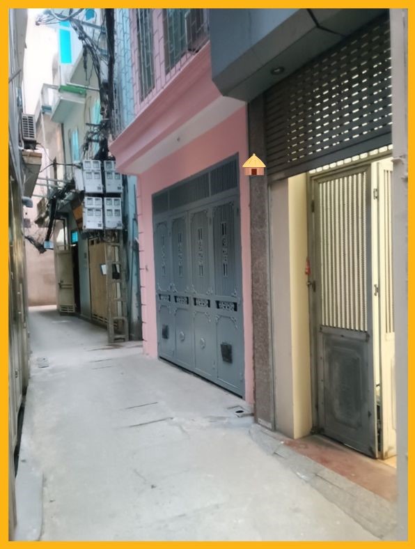 Lê Thanh Nghị gần Bách Khoa 10M Ô Tô DT31m2 x 4 tầng, MT4m, giá 3.3 tỷ.