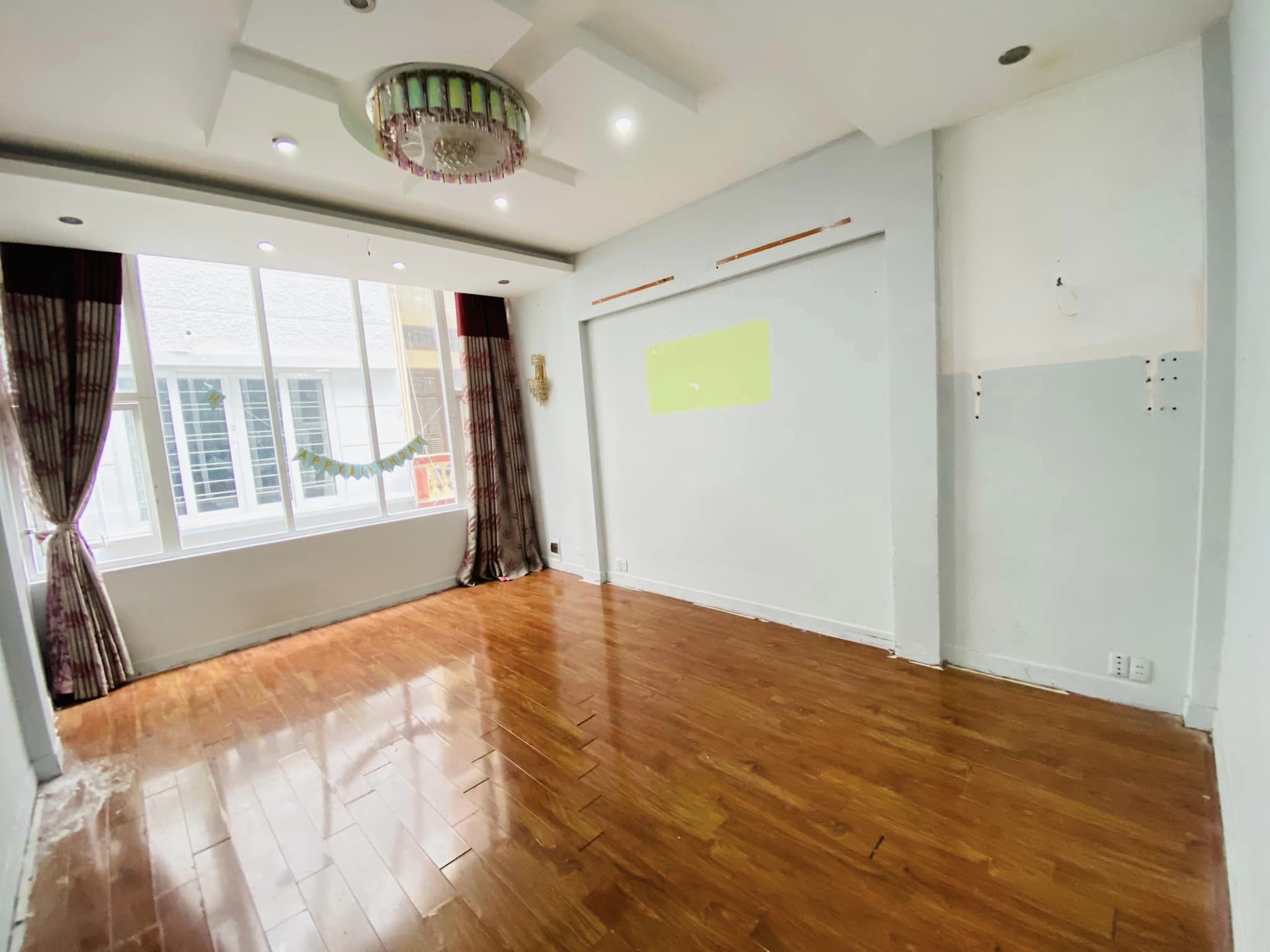 Chị Hằng Bán Nhà 5 tầng Nguyễn Trãi Thanh Xuân, 2 thoáng, kinh doanh, ô tô tránh dừng đỗ ngày đêm, chỉ 10.3 tỷ