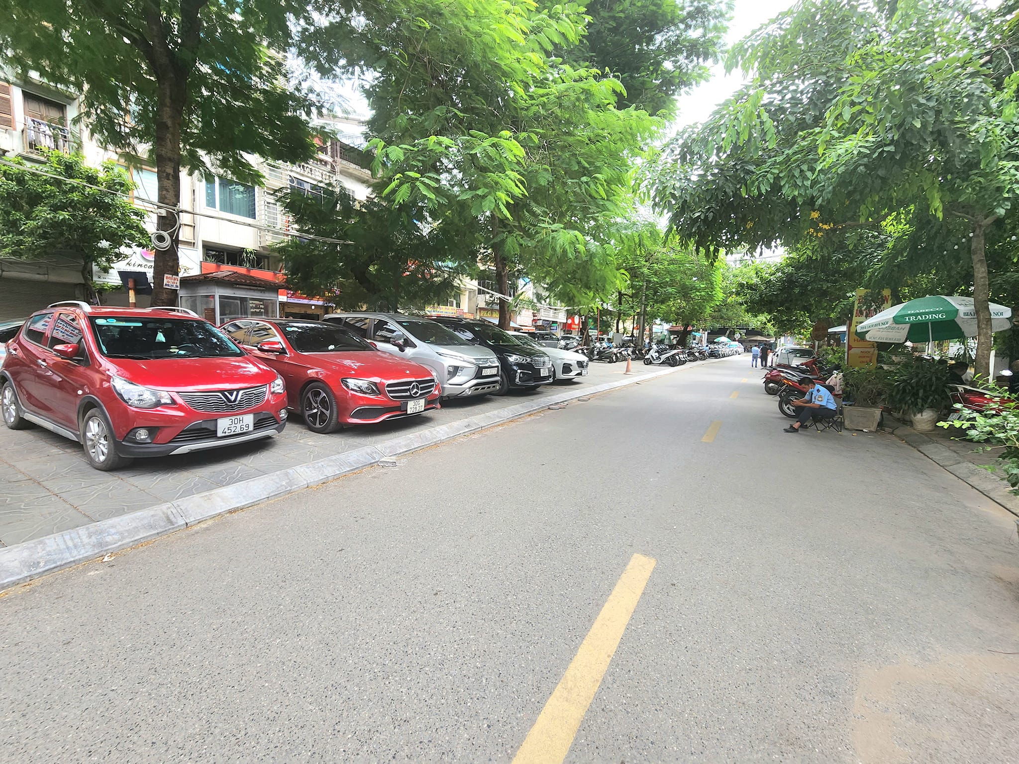 BÁN SIÊU PHẨM MẶT PHỐ THỤY KHUÊ- VỈA HÈ KINH DOANH- OTO TRÁNH- SIÊU ĐẦU TƯ 90M2- MT 8.2M- 17 TỶ.