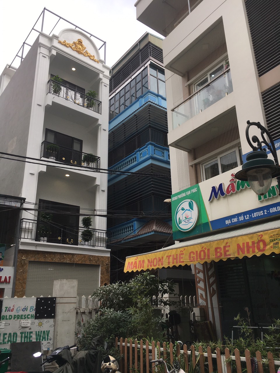 THANG MÁY- LÔ GÓC-KINH DOANH SẦM UẤT-Ô TÔ TRÁNH- VẠN PHÚC