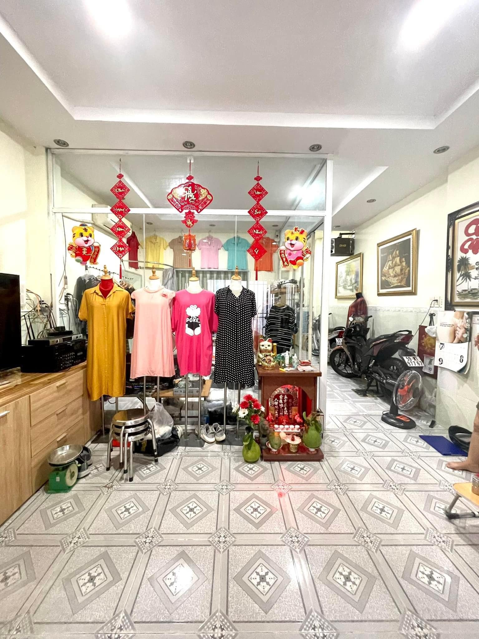 Bán đất tặng nhà, hxh, hồ thành biên phường 4 quận 8, chỉ hơn 3 tỷ