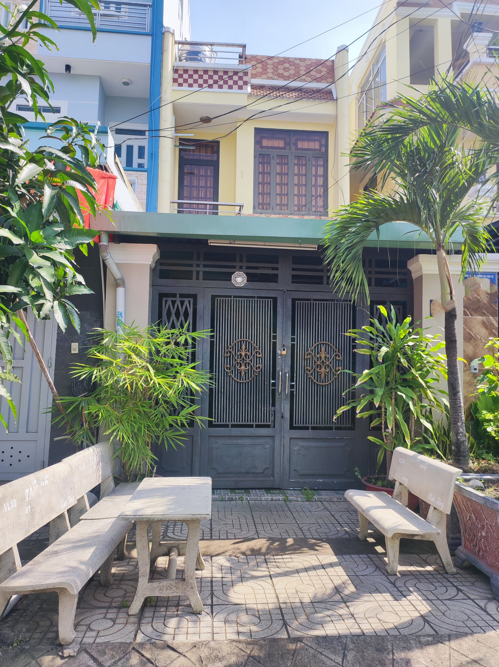 nhà mặt tiền đường 8m, xe cont đậu, 6 phòng 192m, bình hưng bình chánh, giá hơn 9 tỷ