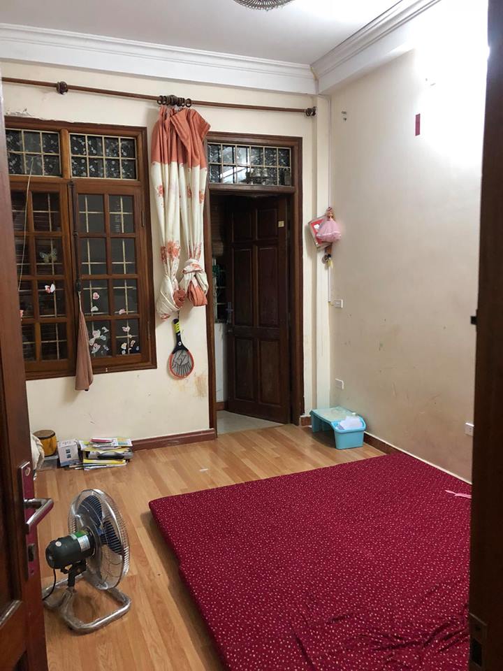 Bán nhà Phố Giảng Võ, lô góc, thang máy 7 tầng, 90m2 giá hơn 27 tỷ