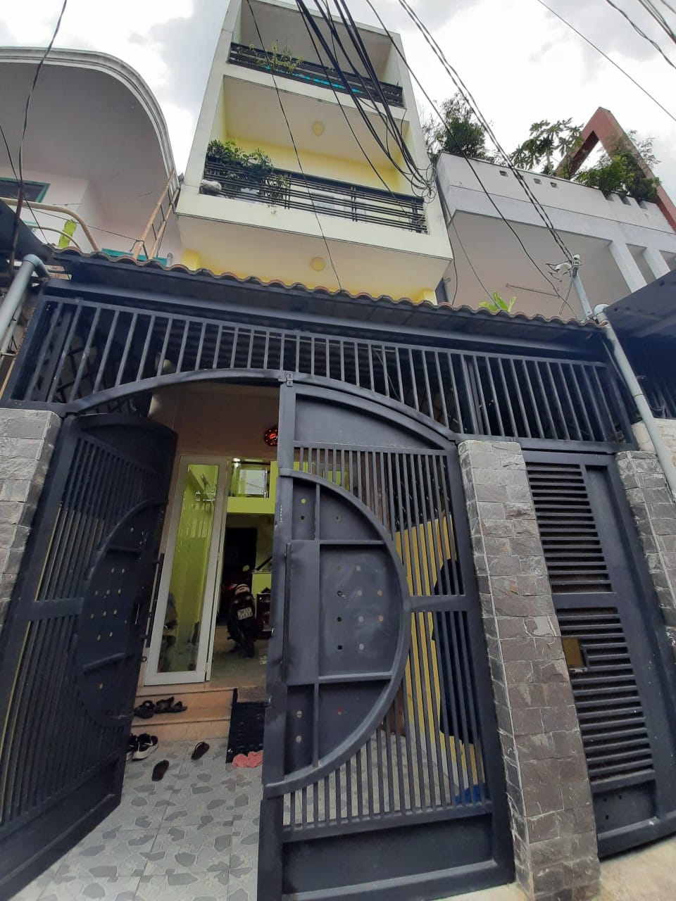 NHÀ MỚI 4 TẦNG - 4x20, 80M2 SỔ ĐẸP, HẺM BA GÁC QUAY ĐẦU VI VU, NHỈNH 4 TỶ (TL) - PHẠM THẾ HIỂN, Q8