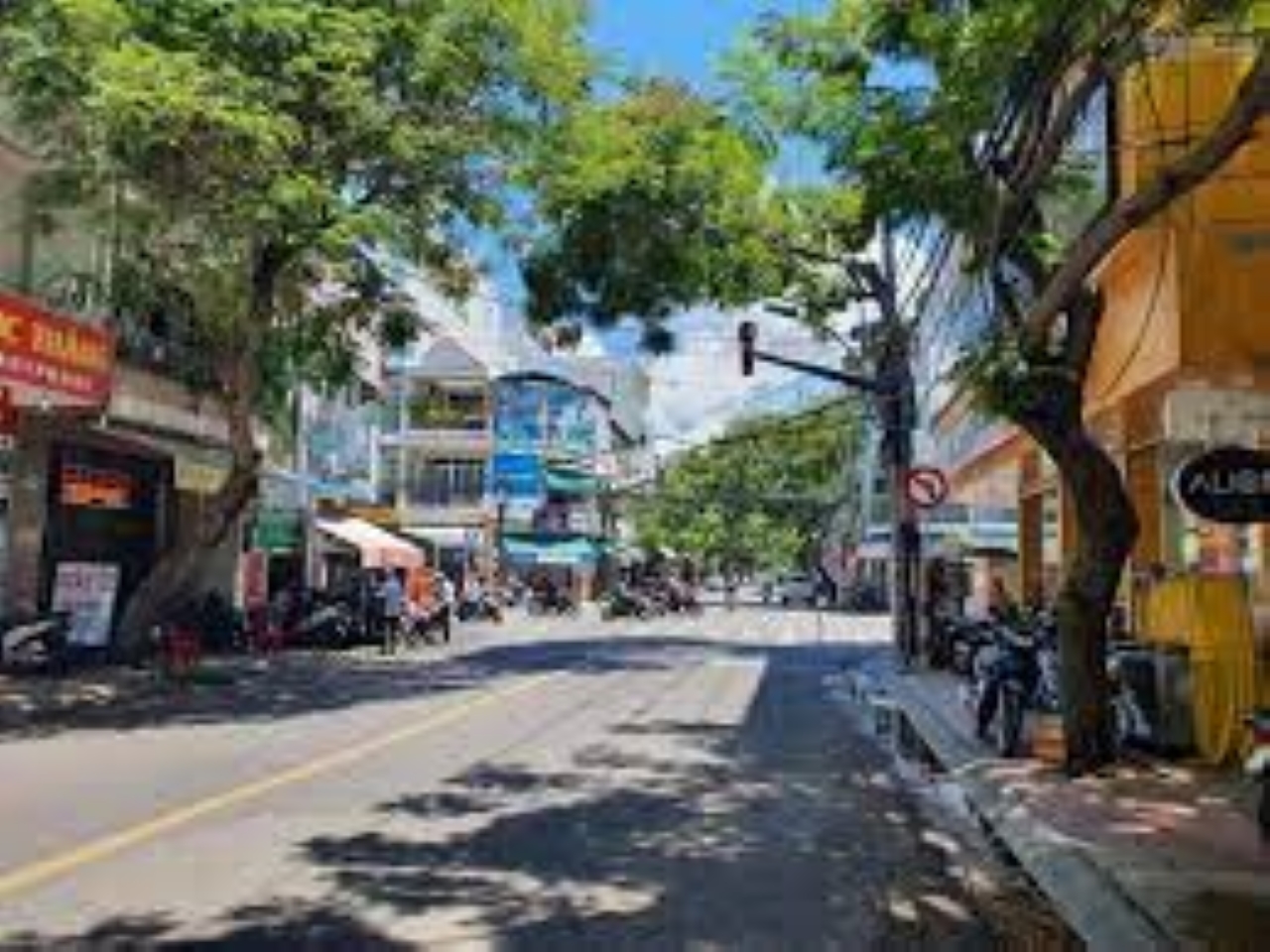 Bán nhà mặt tiền Hồng Bàng Nha Trang