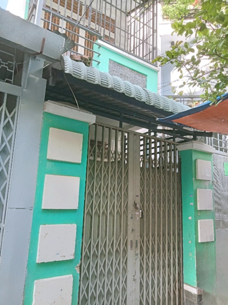 Nhà bán Hẻm thông đường PTH & Bùi Minh Trực , P5 Q8 Giá : 3.58 Tỷ