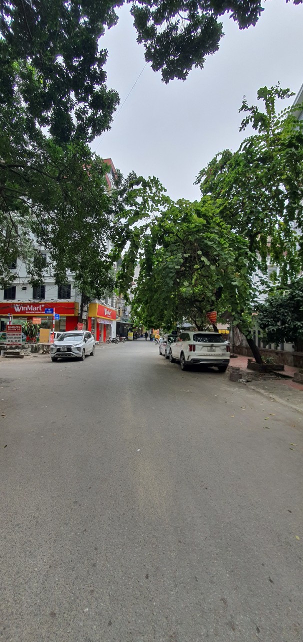 Bán nhà phân lô Văn Quán 35m x 5 tầng, cách mặt Phố 5m, ngõ 3 gác, gần hồ, giá chỉ 4.3 tỷ