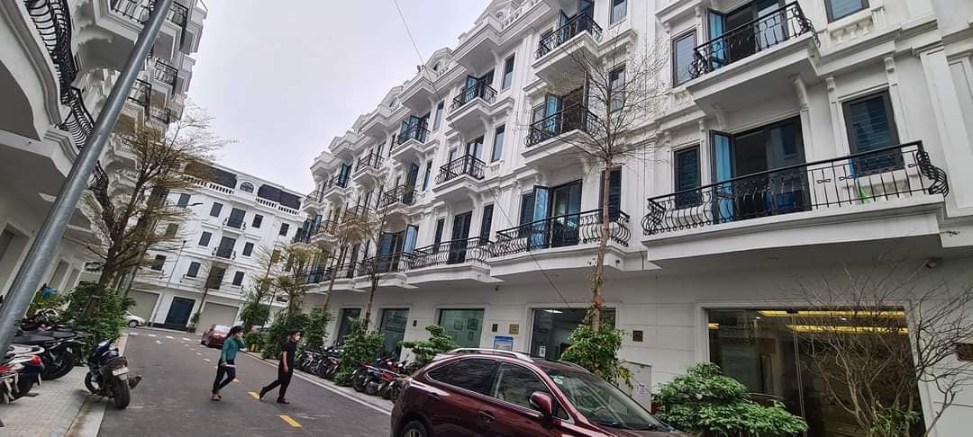 Bán nhà LK Kiến Hưng, Xa La, Hà Đông 70m2x5T, 5 mặt tiền, Giá chào 11 Tỷ