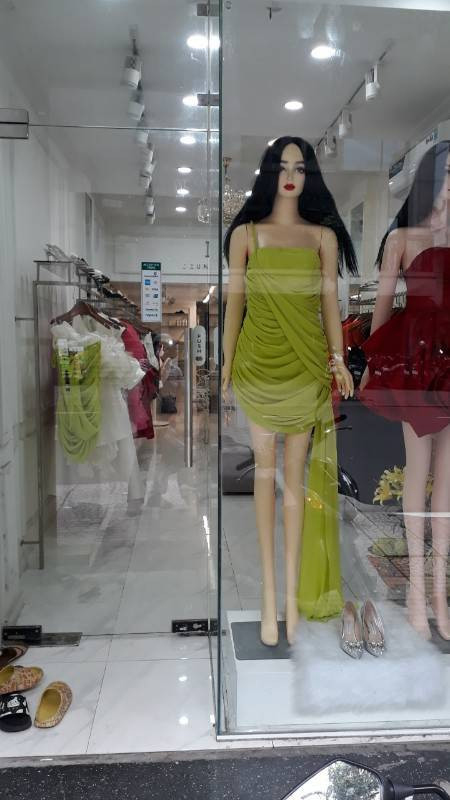 Cho thuê mặt bằng mặt tiền Lý Tự Trọng, Quận 1 thuận tiện kd