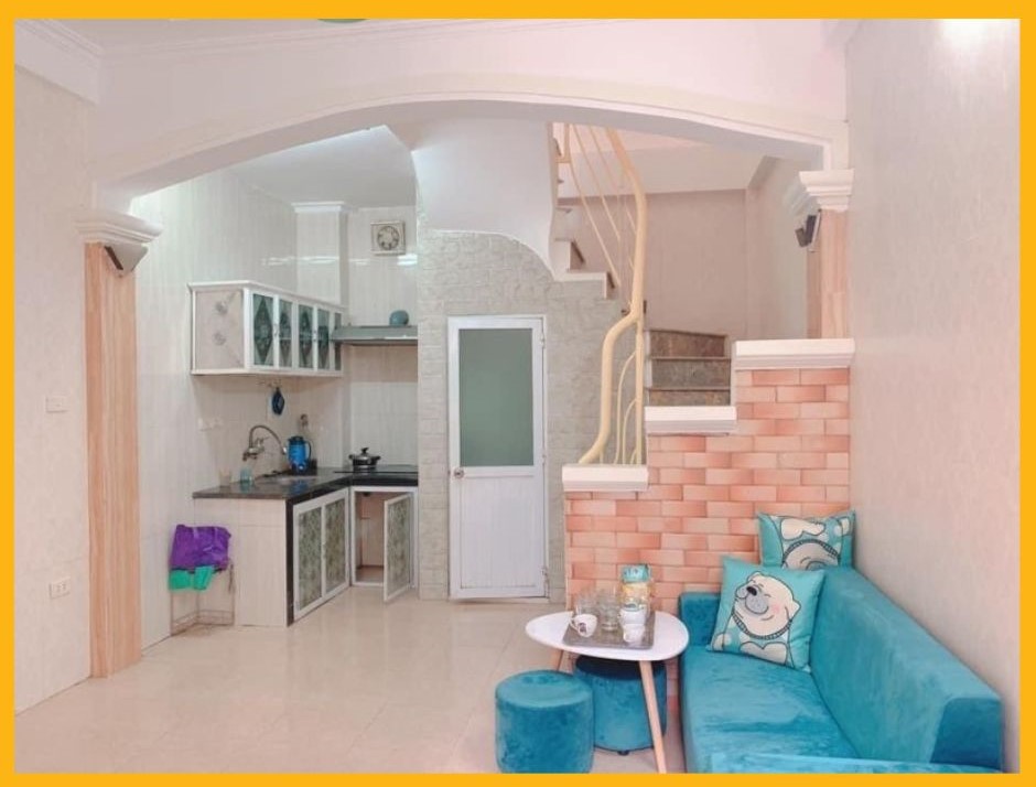 CHỈ 3.1 tỷ có nhà Đê La Thành ba gác phi DT36m2 x 4 tầng, MT4.2m.