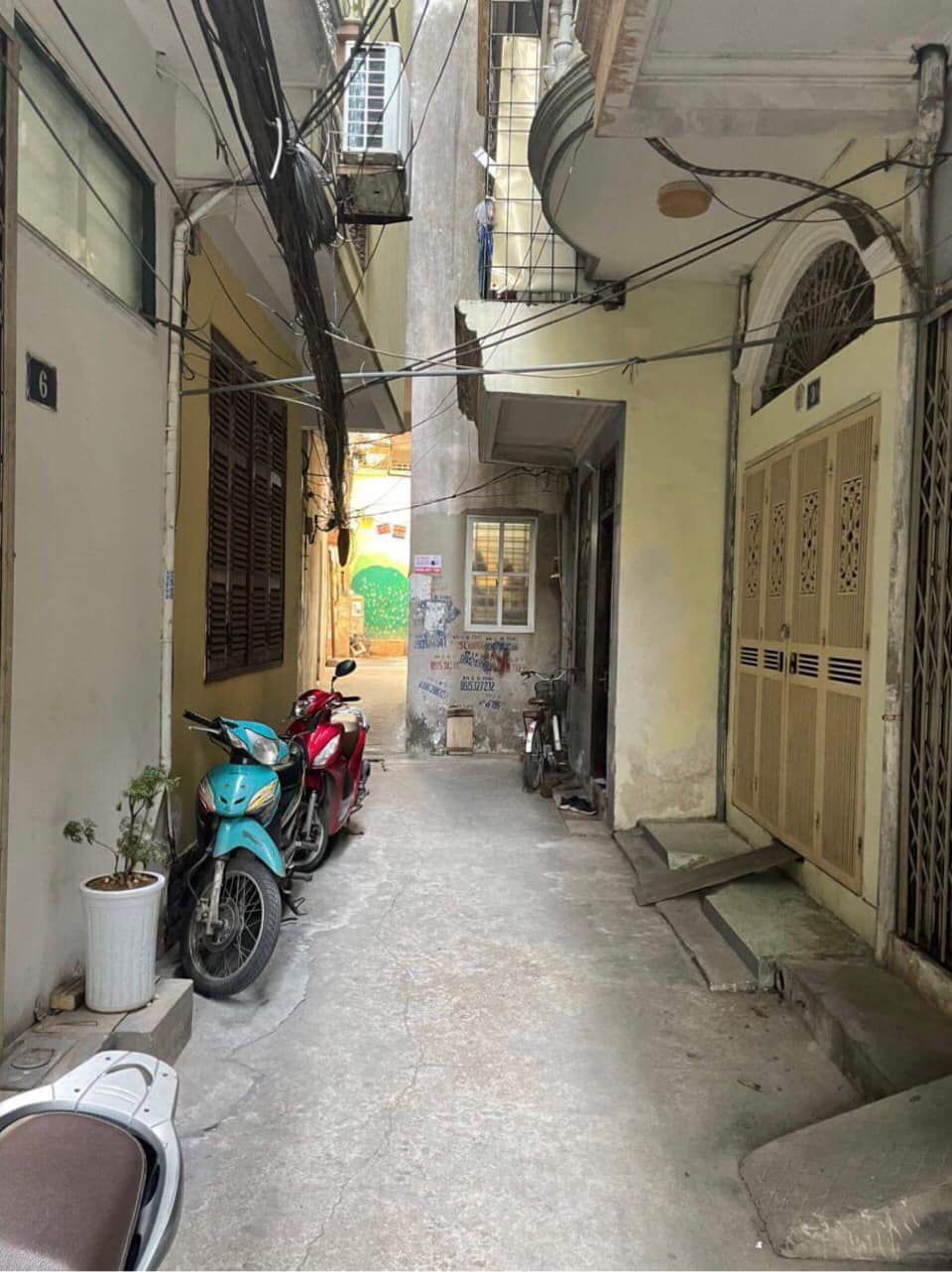 Bán nhà phố Hoàng Hoa Thám DT 44m 4 tầng mặt tiền 3m giá 4,3 tỷ