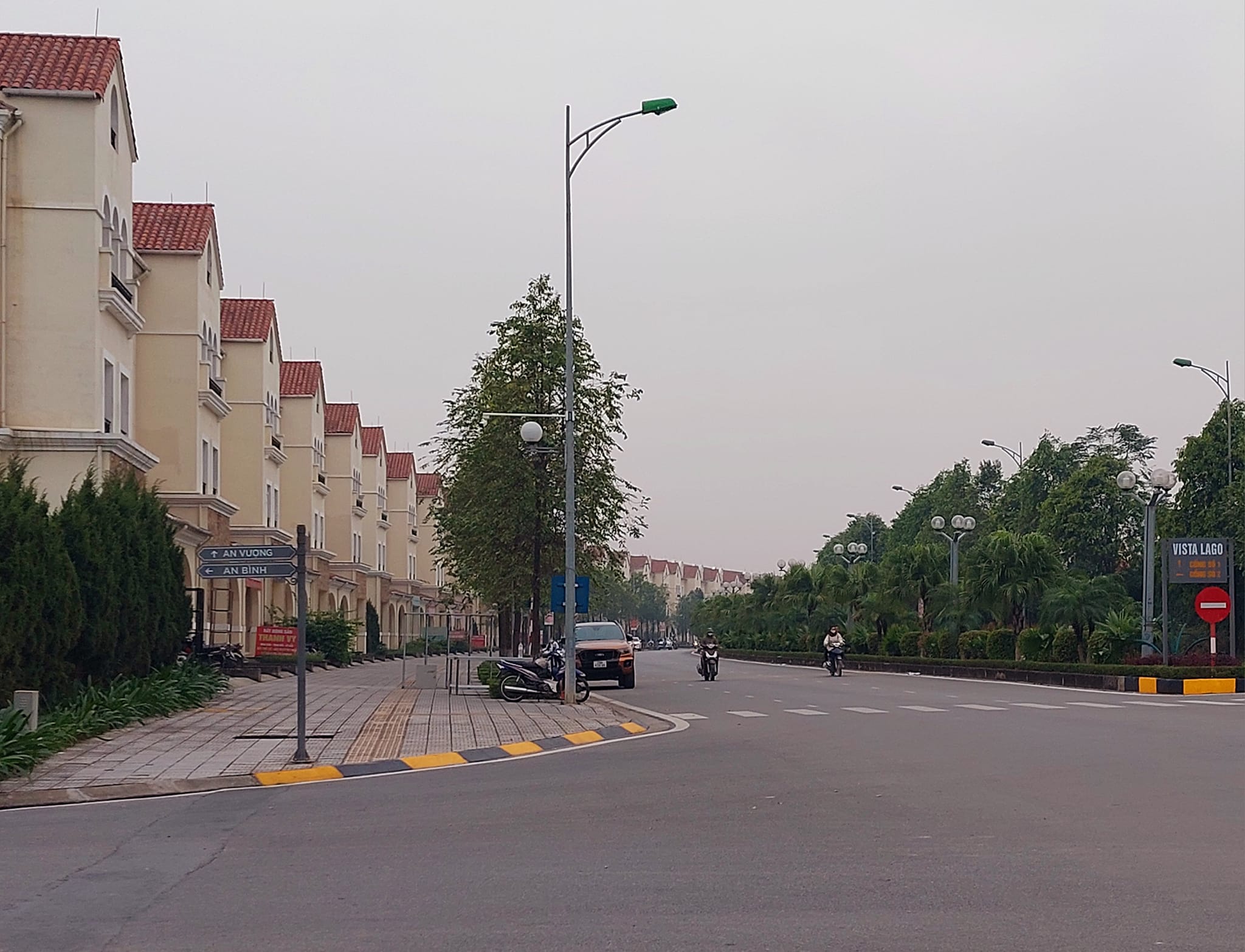 BÁN SHOPHOUSE SUDICO, NAM AN KHÁNH, HOÀI ĐỨC, KINH DOANH ĐỈNH, 2 MẶT ĐƯỜNG, Ô TÔ, TRÁNH, VỈA HÈ