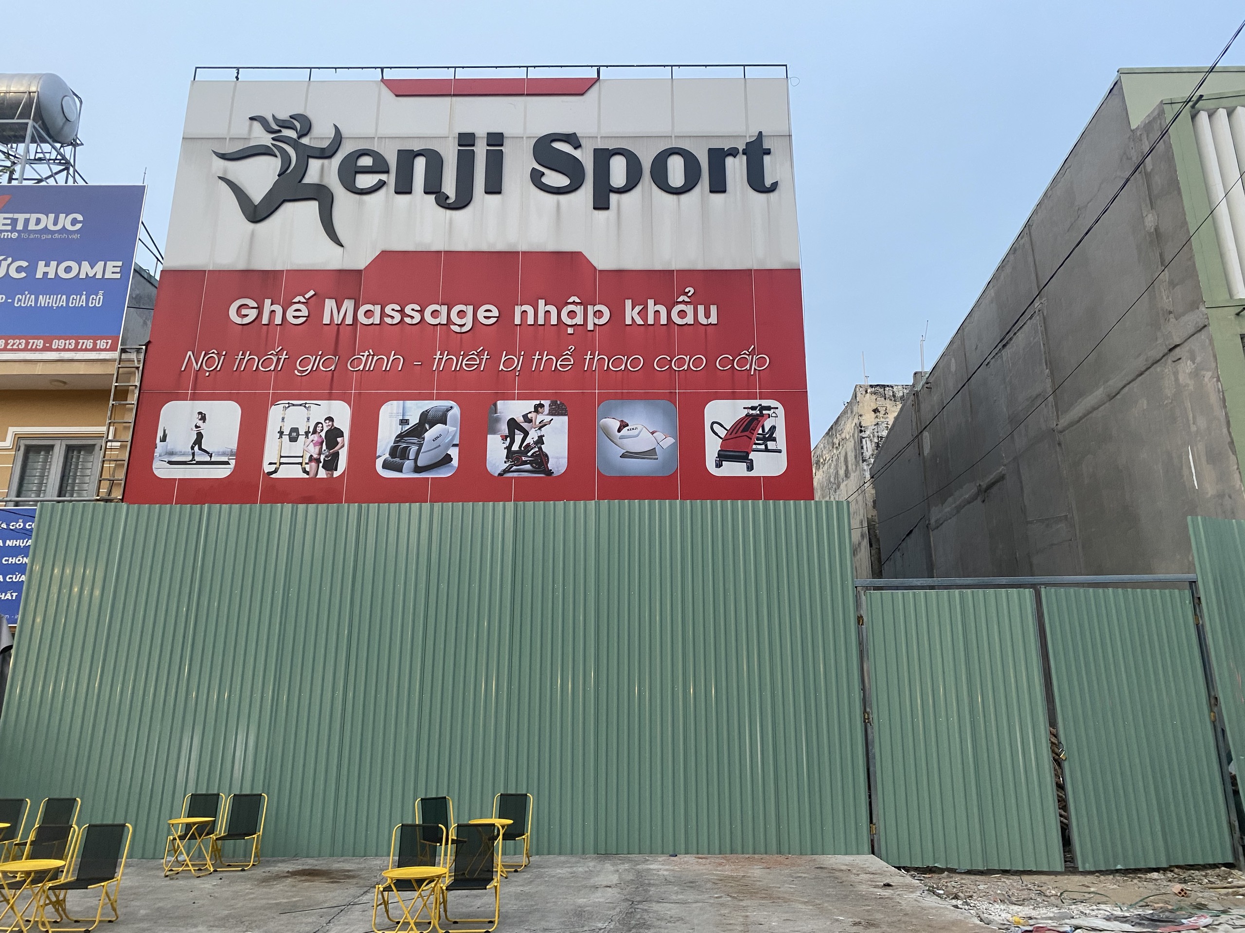 Bán nhà mặt phố mặt tiền 328 - 328A Trường Chinh, Phường 13, quận Tân Bình. 10,1x20,3m, nở hậu 11,8m