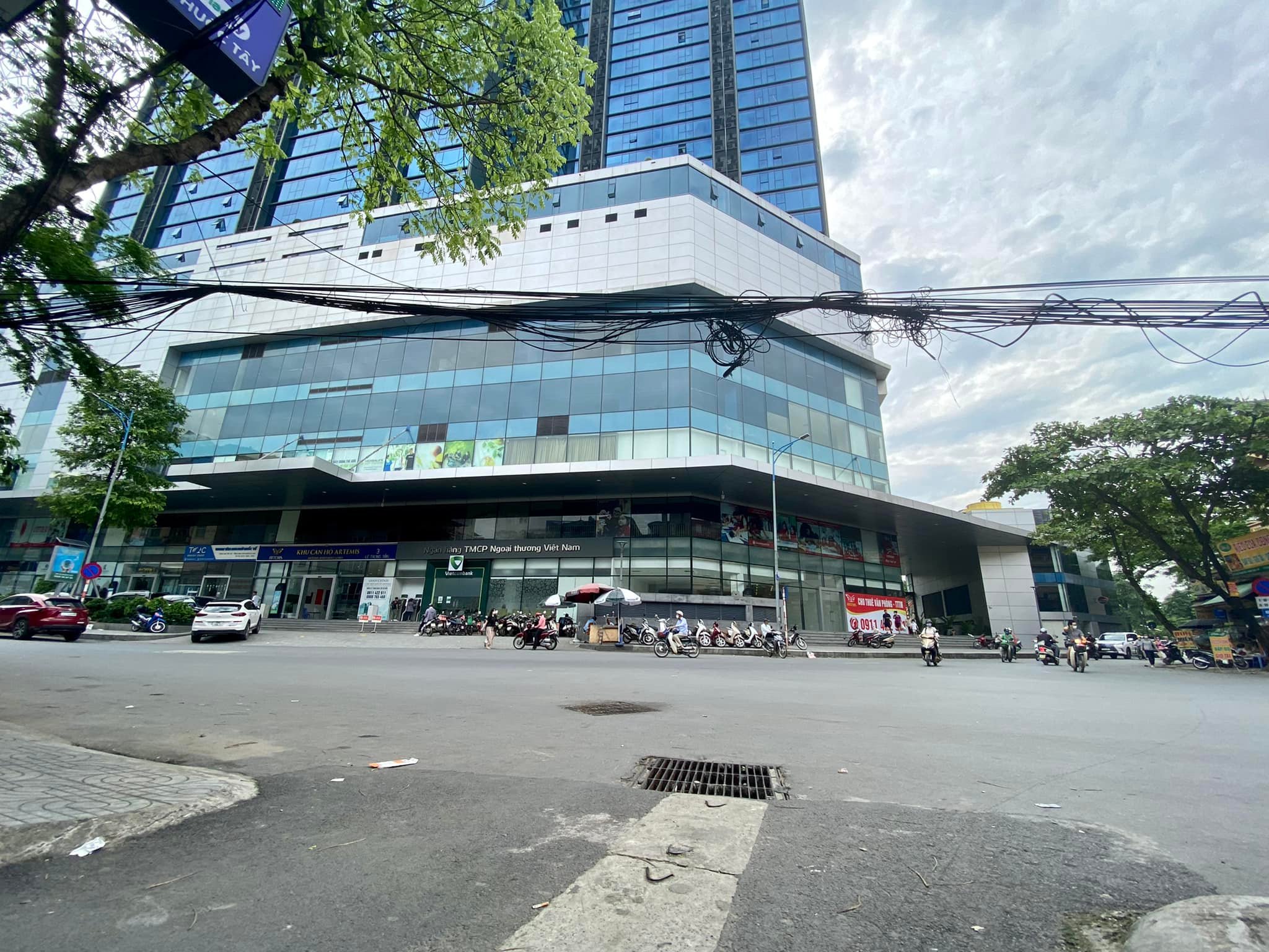 Lê Trọng Tấn, Thanh Xuân. 52m2 x 7T. Ô tô vào nhà. 10m ra mặt phố. Giá 12.5 tỷ.