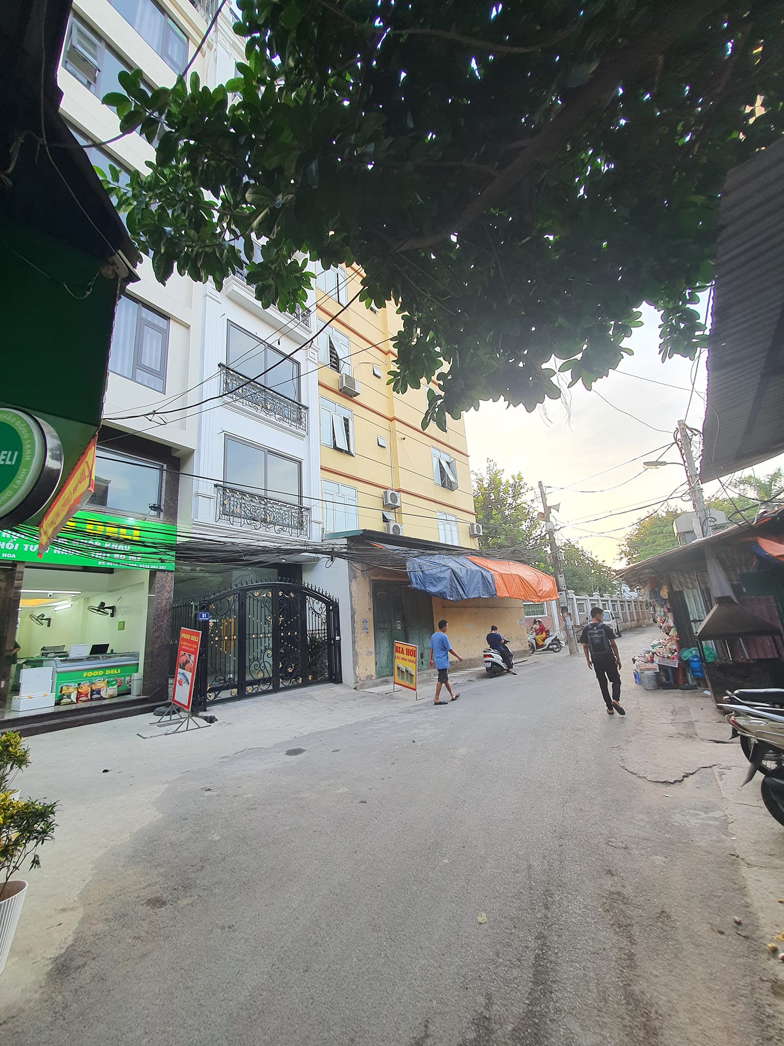 Nguyễn Khánh Toàn, Cầu Giấy. 60m2 x 7T. Thang máy. Đường 3 ô tô tránh nhau.