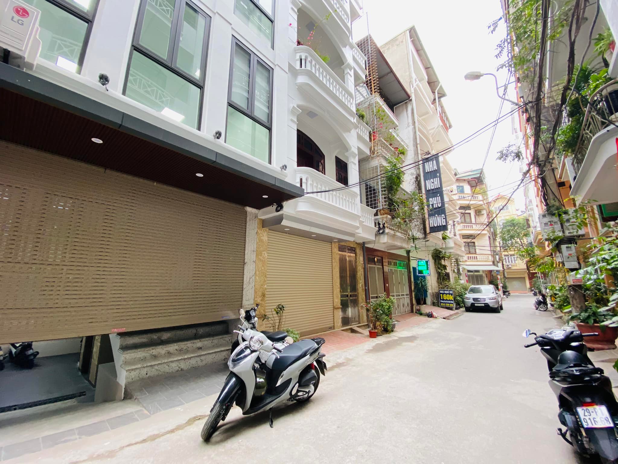 Quan Nhân, Cầu Giấy. 60m2 x 9T. Thang máy. MT 6m. Đất phân lô, ô tô tránh.