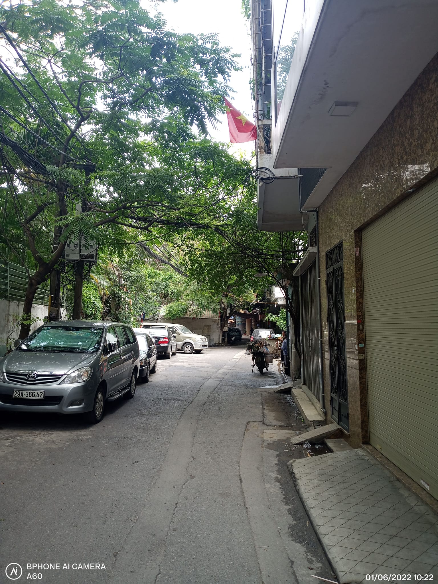 Nguyễn Trãi, Thanh Xuân. 71m2 x 5T. Thang máy. Đất phân lô, ô tô đỗ cửa.