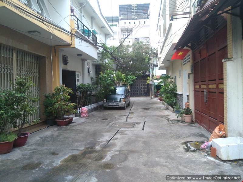 Bán nhà phố Hoàng Hoa Thám DT 33m 4 tầng mặt tiền rộng 4m giá 5,4 tỷ