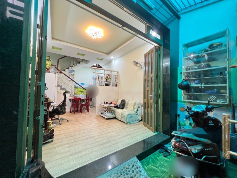 BÁN NHÀ SÁT MẶT TIỀN CAO VĂN NGỌC, TẶNG NỘI THẤT XỊN CHỈ 3TỶ..