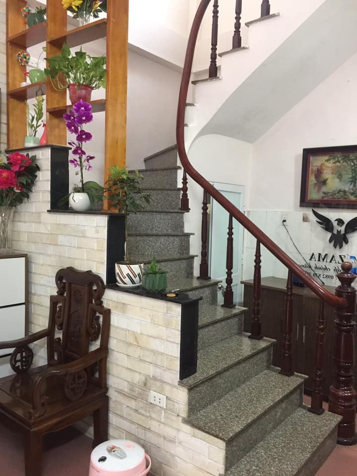 Chính chủ bán nhà 5 tầng Vĩnh Phúc 40m2 nhỉnh 3 tỷ ô tô gần