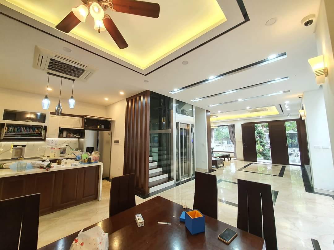 Bán 6 tầng Biệt thự Garden có hầm tại Nguyễn Huy Tưởng 200m2 nhỉnh 46 tỷ