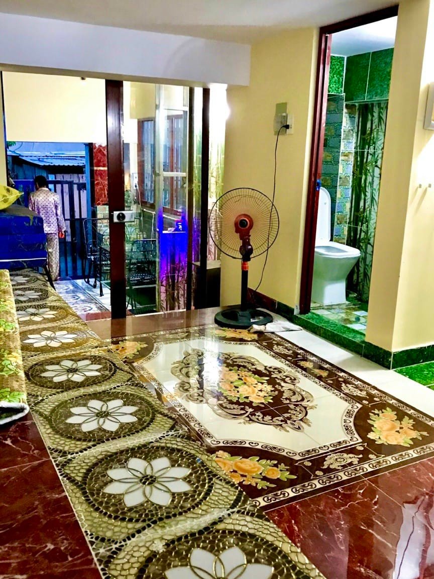 24 PHÒNG HẺM 118 NGUYỄN THỊ THẬP, PHƯỜNG BÌNH THUẬN, QUẬN 7 - 100M2