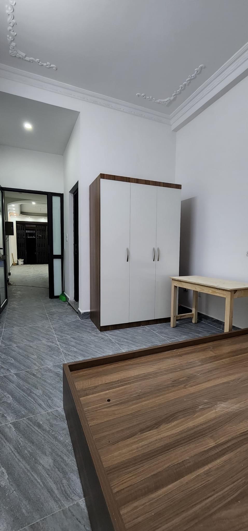 Bán Nhà Dòng Tiền Ngõ 117 Thái Hà Đống Đa. 54m2, 10P Khép Kín, Dòng Tiền 700 Triệu/năm, SĐCC, Giá 8,6 tỷ