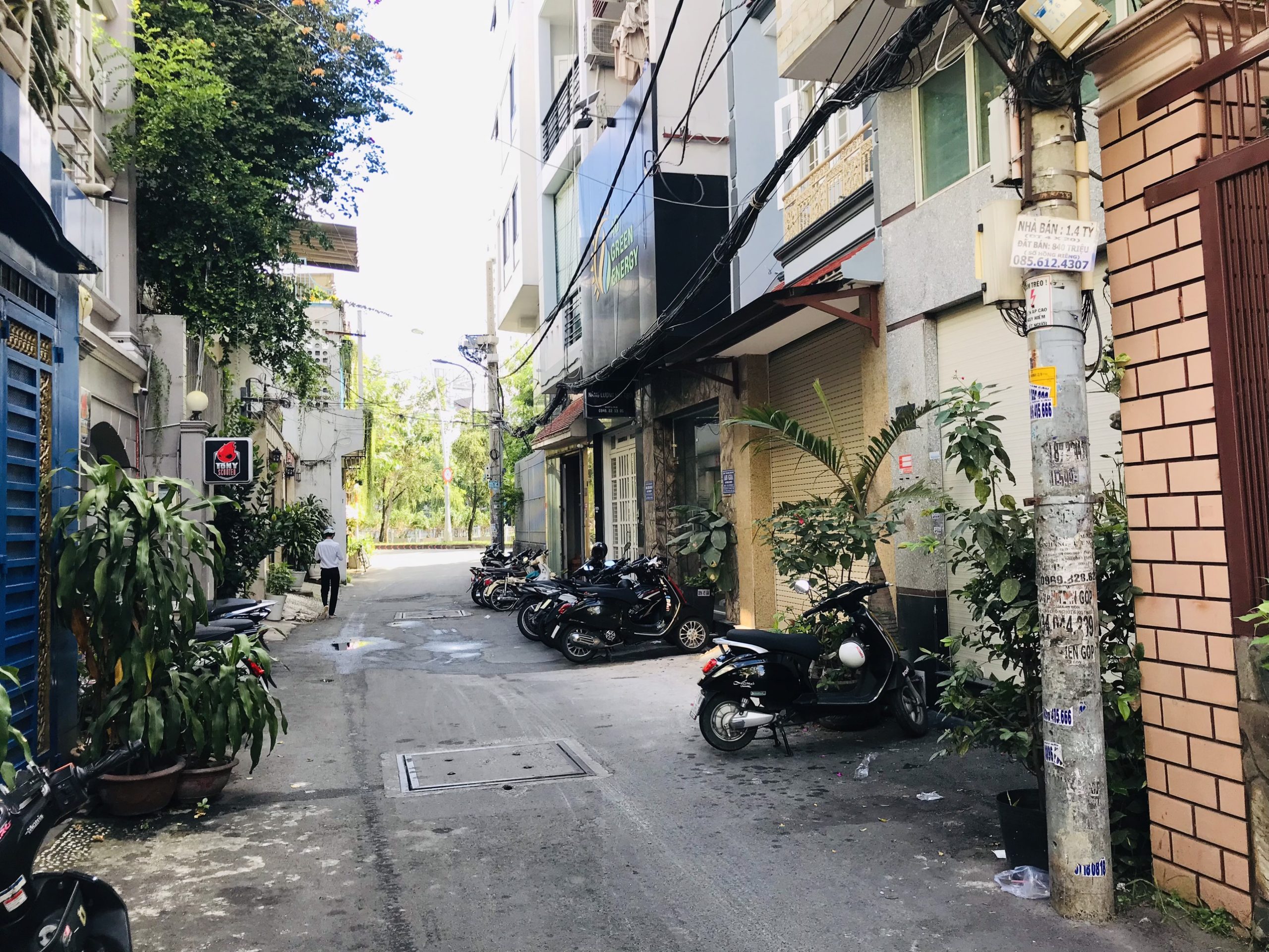 KẸT TIỀN CẦN BÁN GẤP NHÀ TRƯỜNG SA-QUẬN 3-76M2- 5 TẦNG-5PN- VÀO Ở NGAY GIÁ 17 TỶ.