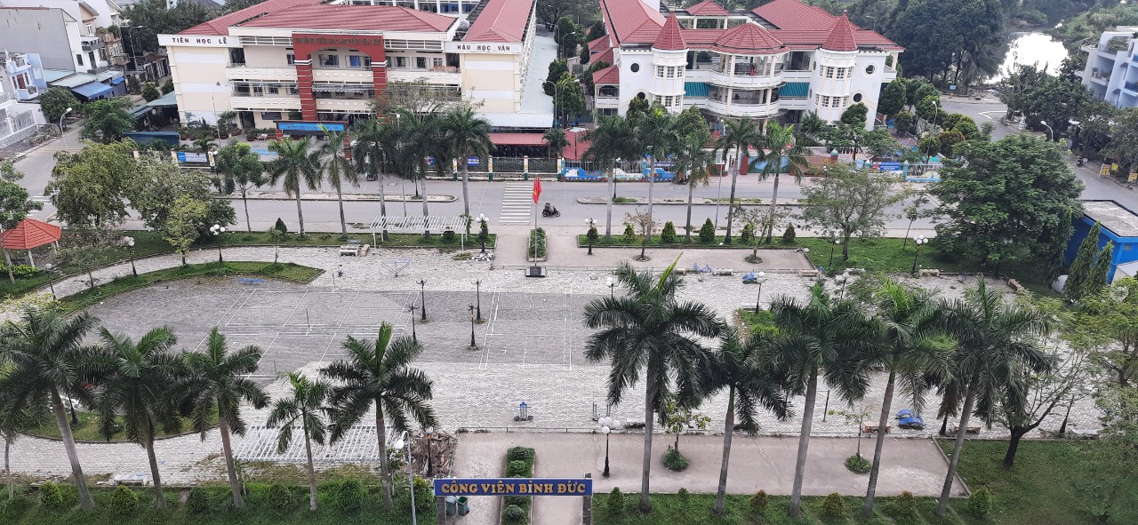 Căn hộ view trực diện quận 1, bao nội thất, sổ hồng, lầu 8