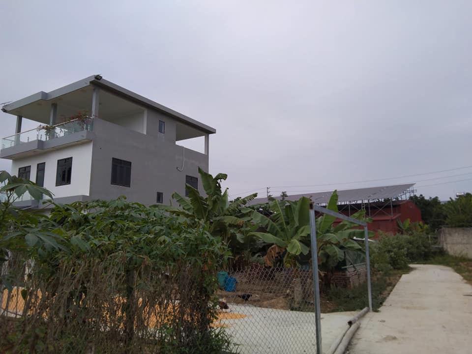 Cần tiền bán nhà 3 tầng thiết kế hiện đại ở xã Thanh Xương