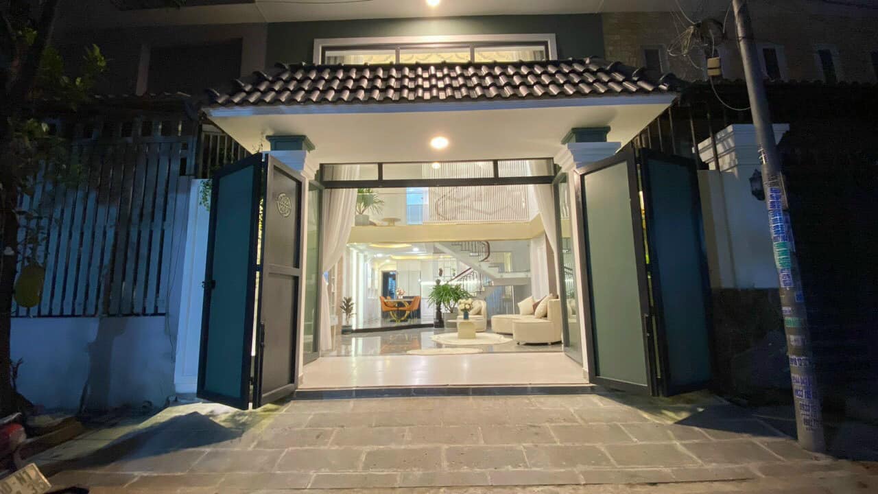 NHÀ P14 GÒ VẤP - NỘI THẤT XỊN- KHU PHÂN LÔ ĐỒNG BỘ- 5.5X11, GIÁ 9.2 TỶ