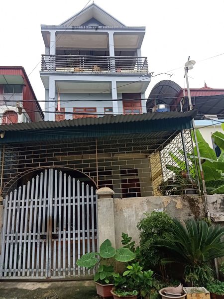 Gia đình bán nhà 3 tầng kiên cố tại tổ 14 Mường Thanh