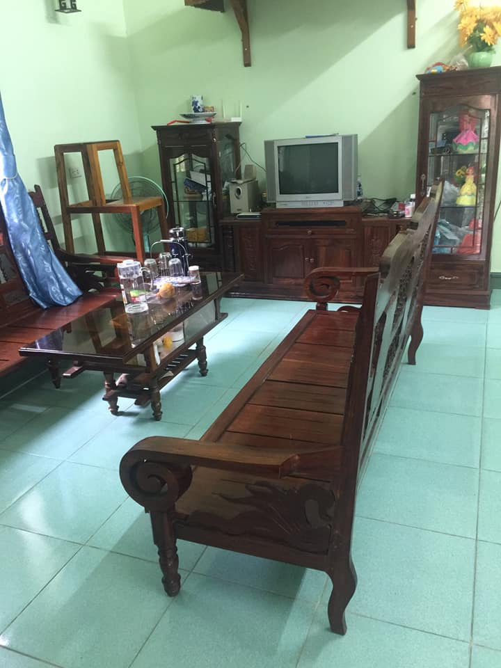 Mình cần bán nhà đất ở bản Na Vai, xã Pom Lót, huyện Điện Biên.