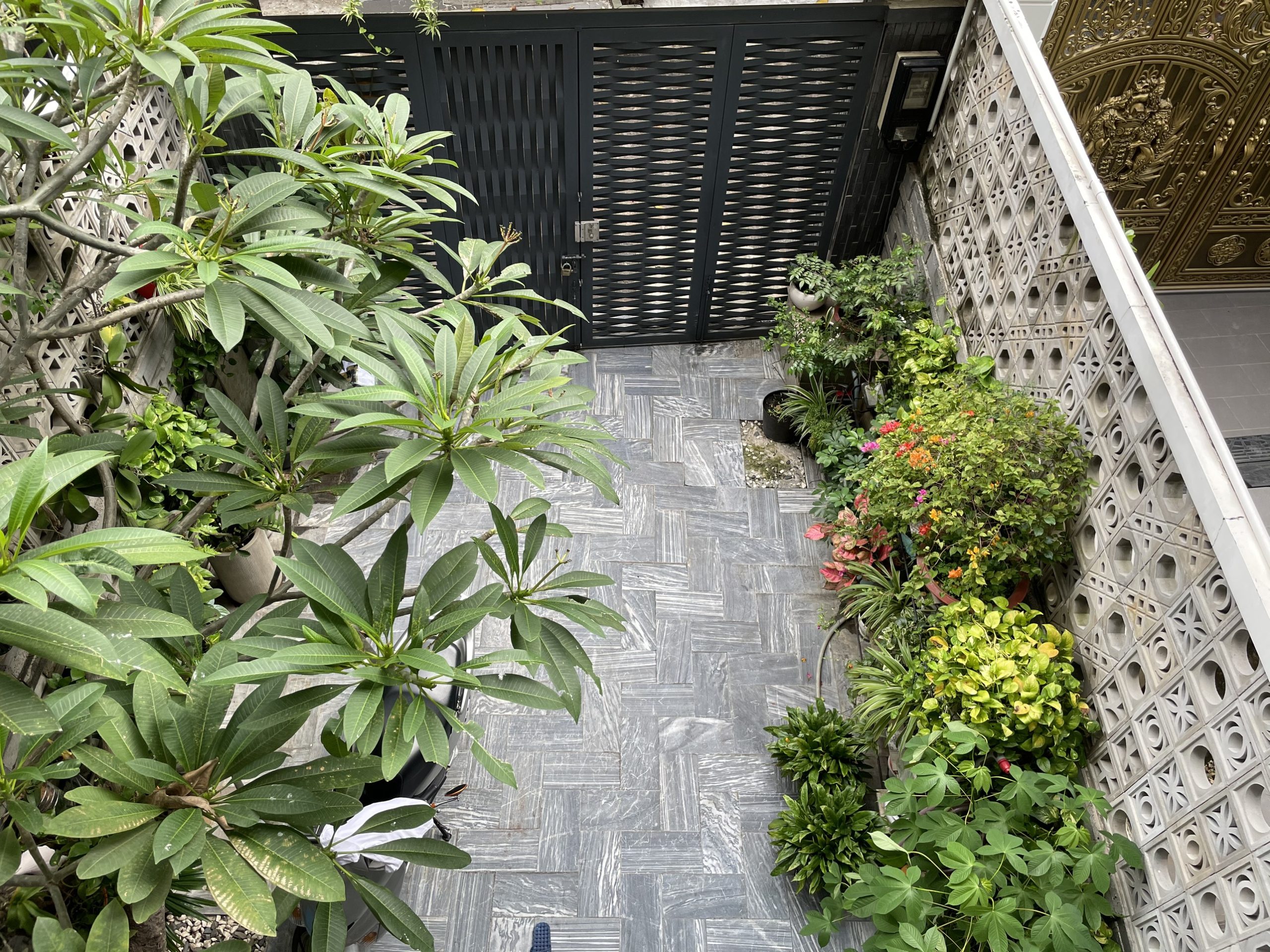 XE HƠI NGỦ TRONG NHÀ-PHAN VĂN TRỊ-BÌNH THẠNH-63M2-5 TẦNG THANG MÁY GIÁ 11.8 TỶ TL.