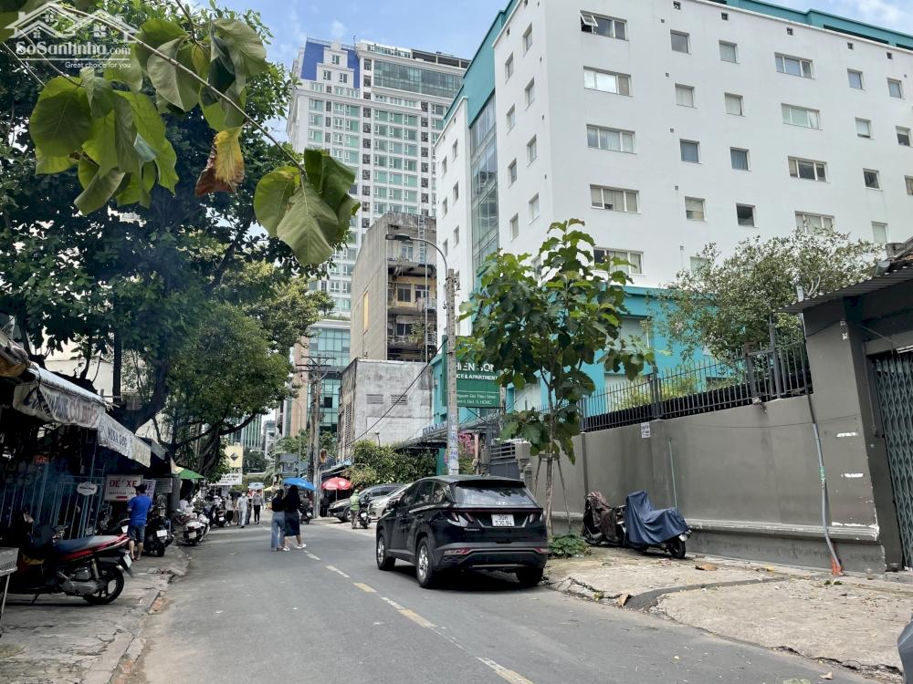 Khuôn đất duy nhất còn sót lại. Mặt tiền Nguyễn Gia Thiều, P6, Quận 3. (20x25m). Giá 220 tỷ TL