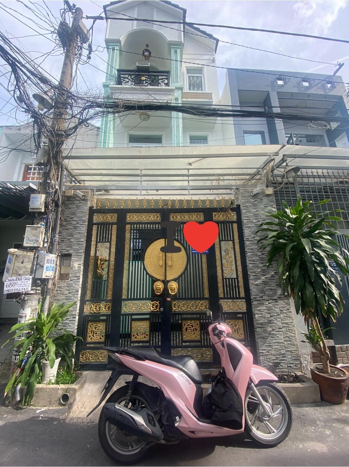 Nhà HXH Ngay Chợ Xóm Mới, 3 Tầng, 4 PN, 64m2, 6.5 tỷ