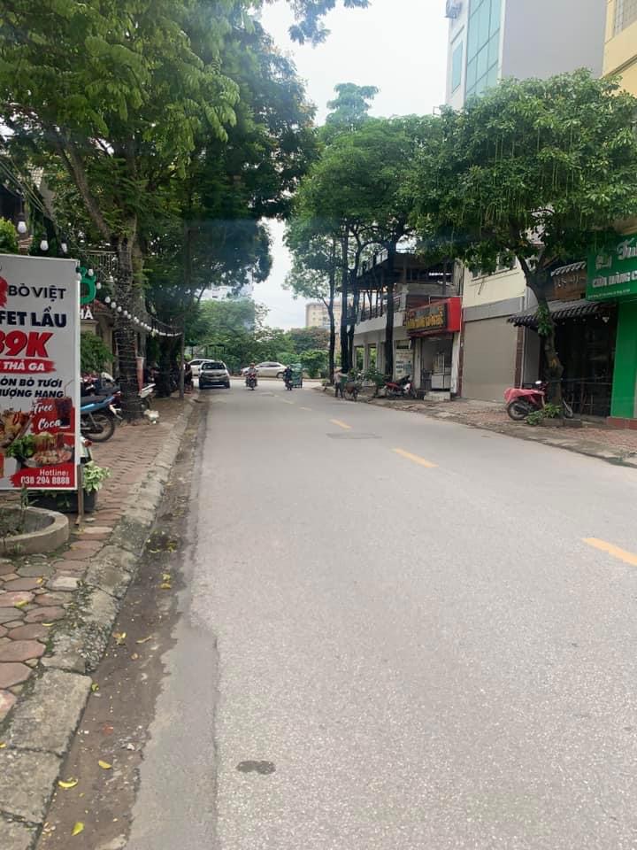 Cực Hiếm. Bán Nhà Mặt Phố 19 Tháng 5 Giáp Phố Chiến Thắng Hà Đông. 80m2, 5T, MT 4.8m. Kinh Doanh Sầm Uất