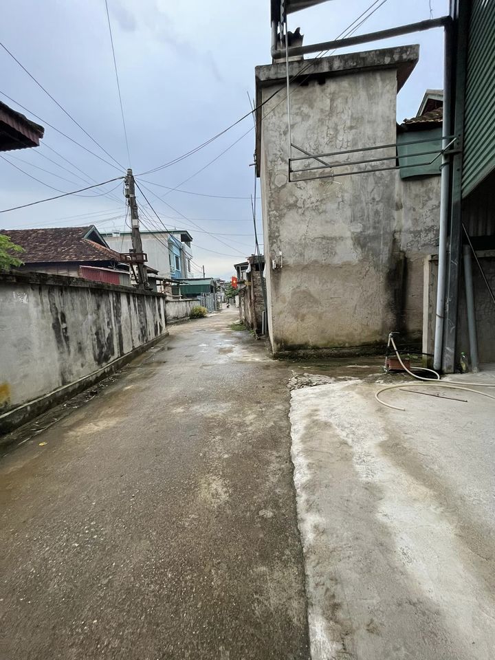 Bán nhà cấp 4 ở bản Co Cáng, phường Nam Thanh, thành phố Điện Biên Phủ.