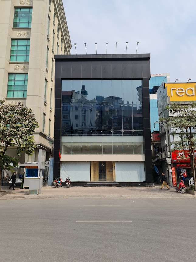 179m2