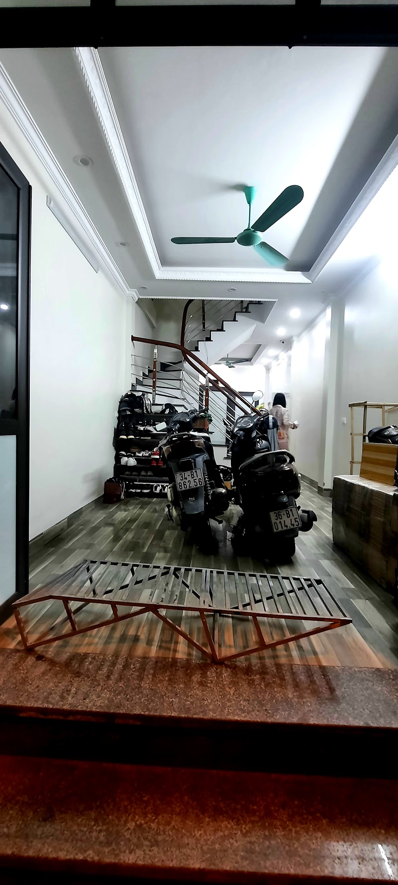 Bán nhà phố Minh Khai Hai Bà Trưng 37m2 x 4 tầng giá 3.7 tỷ Kinh doanh