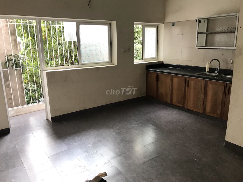 Cho thuê căn hộ chung cư mini ngõ 99 Trung Liệt, Đống Đa, Hà Nội