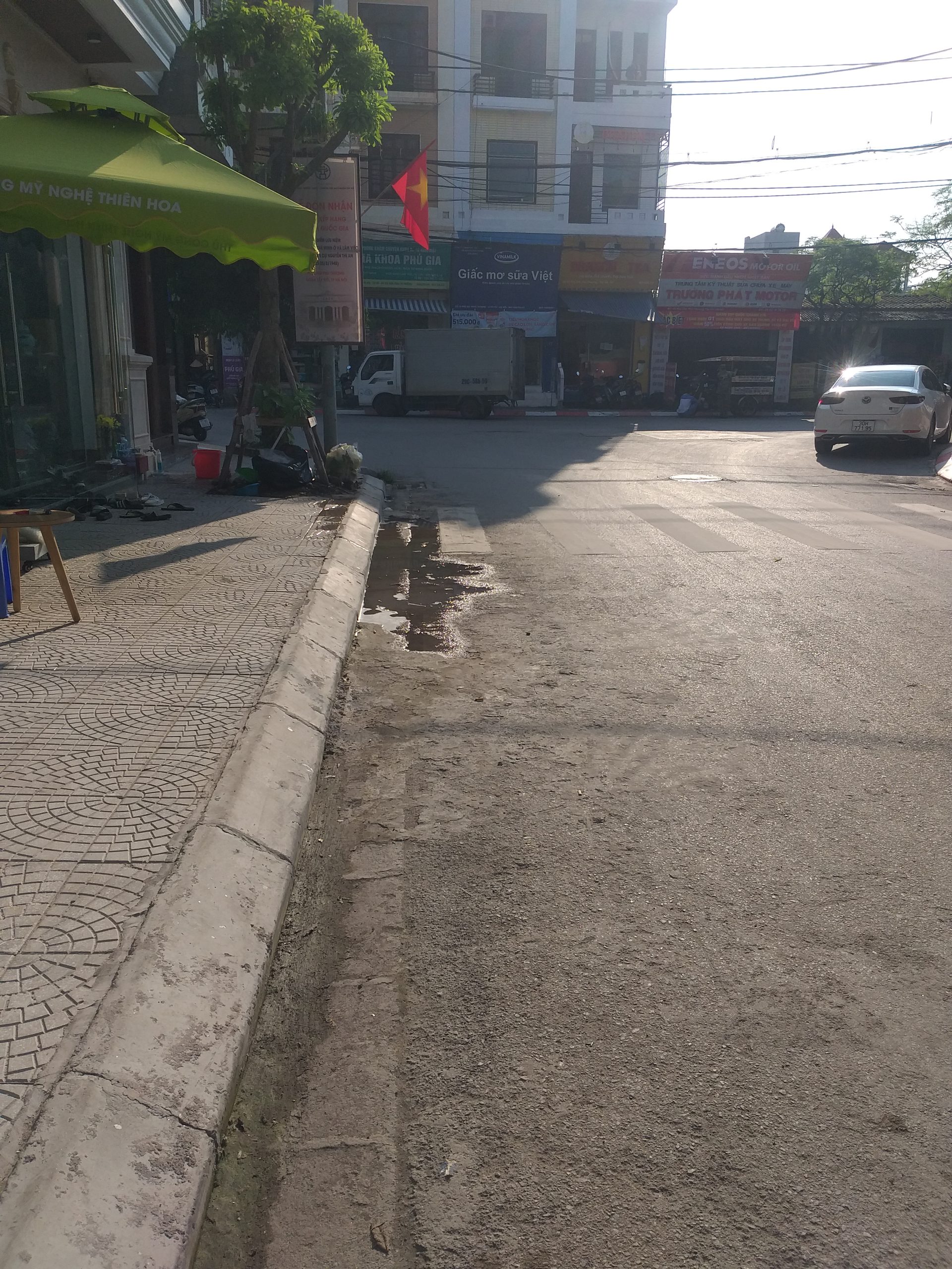 Cần bán đất 68m, MT 5.5m, giá 140tr/m2