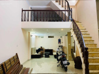 Bán nhà Ngõ 292 Nghi Tàm 35.2m2 x4 tầng, mặt tiền 4.2m, giá 2,5 tỷ, 2 mặt ngõ