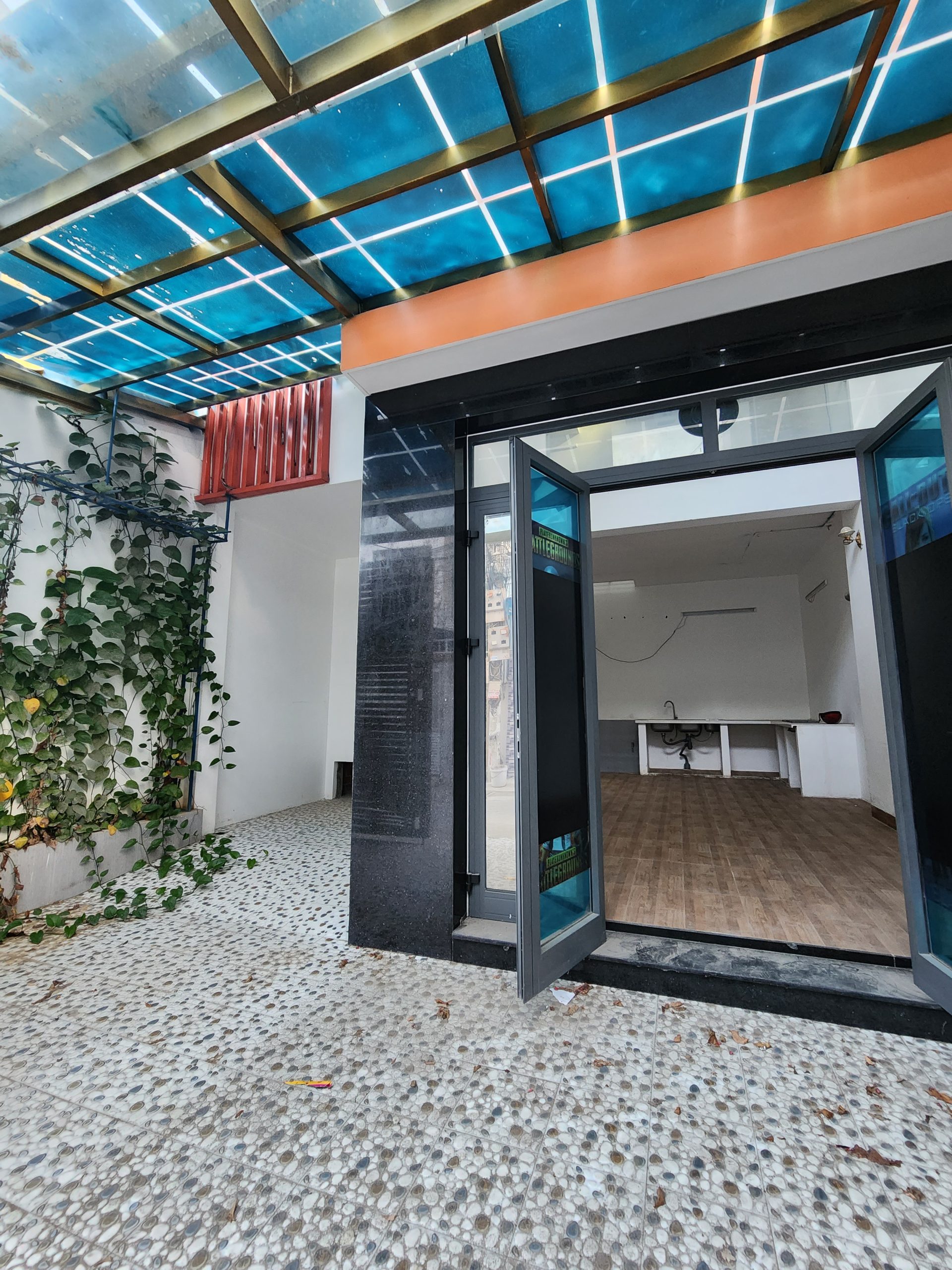 BÁN NHÀ PHỐ NHA TRANG KHÁNH HÒA, ỦNG HỘ WORL CUP QATAR GIÁ RẺ CHỈ 4 TỶ 050TR DT 62.3M2