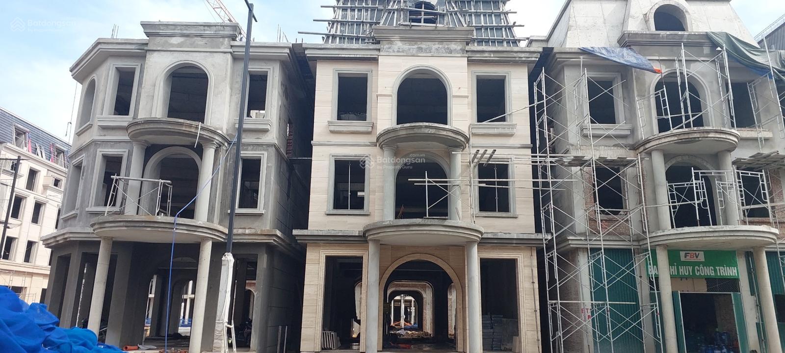 Bán căn biệt thự view hồ cạnh biển phiên bản giới hạn chủ đầu tư đất xanh miền trung giá tốt hôm nay